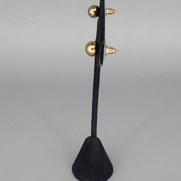 Kids Bright Gold Bracelet Bangle and Gokd Stud Earrings Set - Picture 8 of 9